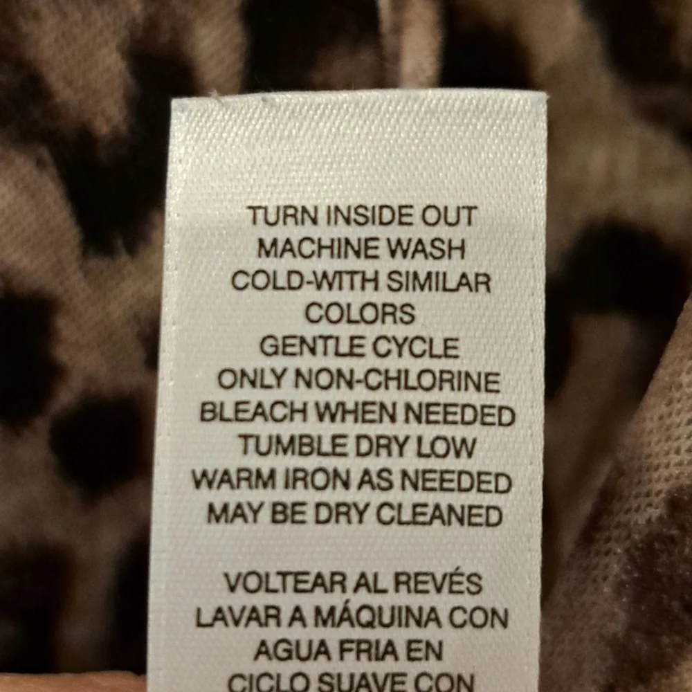 Chico's mesh top blouse lightweight Animal Print nylon size 1